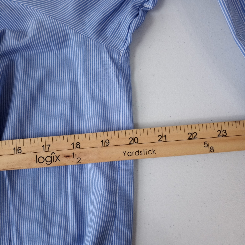 Max Editions Women’s Blue Striped Off Shoulder Smocked Blouse XL - Picture 8 of 11